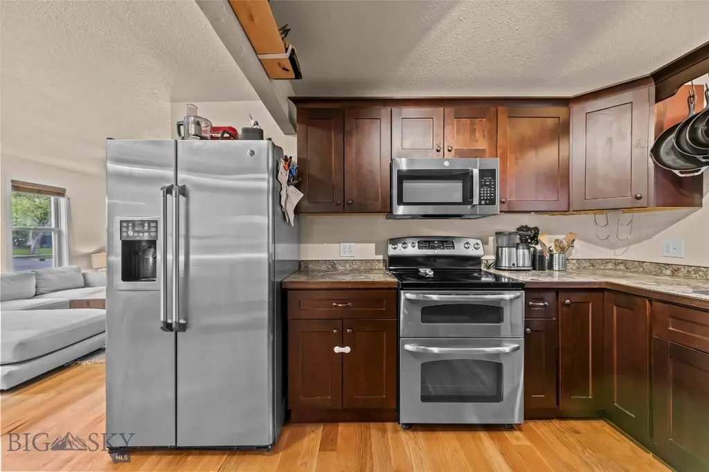 131 S M Street Livingston MT 59047