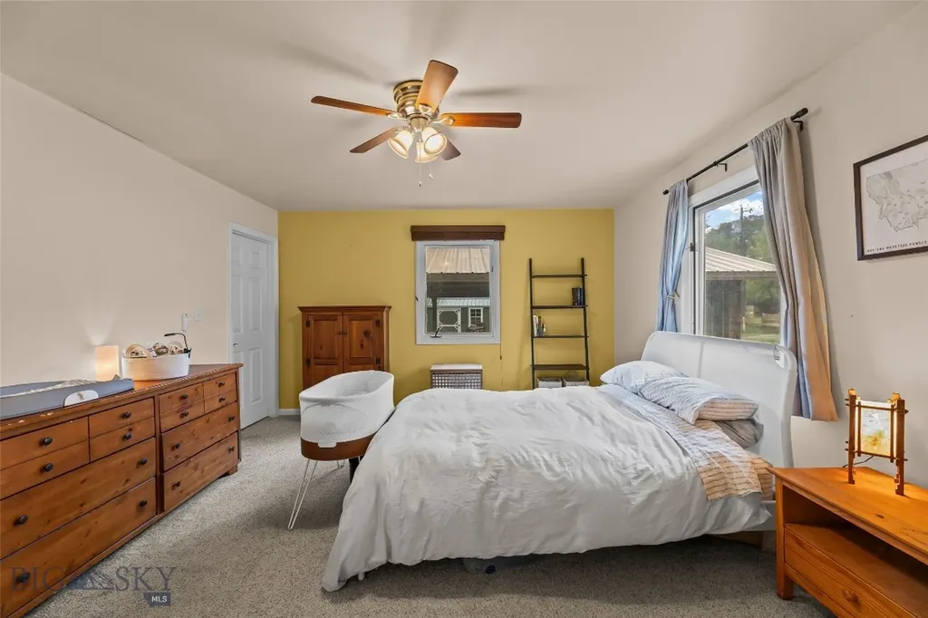 131 S M Street Livingston MT 59047