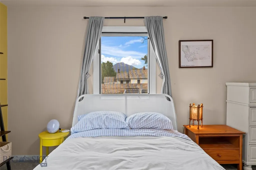 131 S M Street Livingston MT 59047