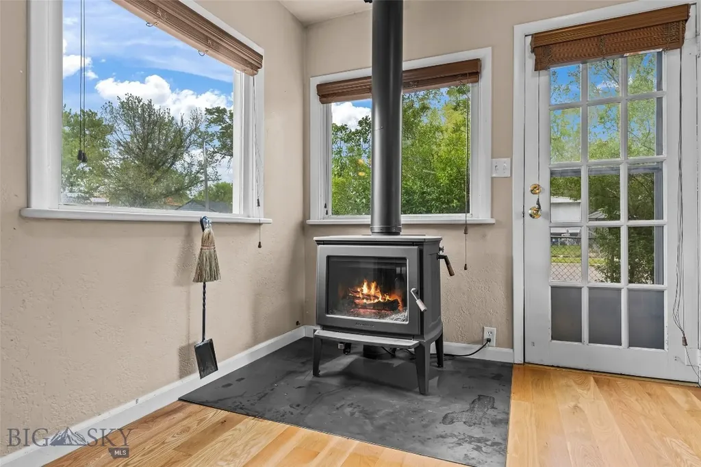 131 S M Street Livingston MT 59047