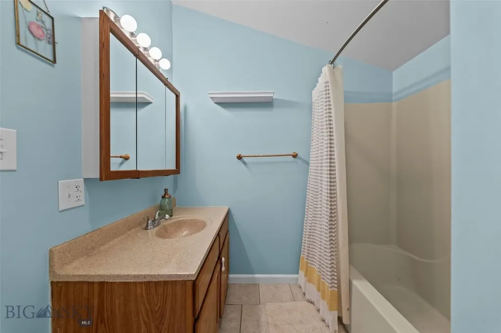 131 S M Street Livingston MT 59047