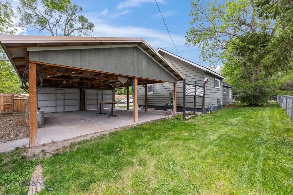 131 S M Street Livingston MT 59047