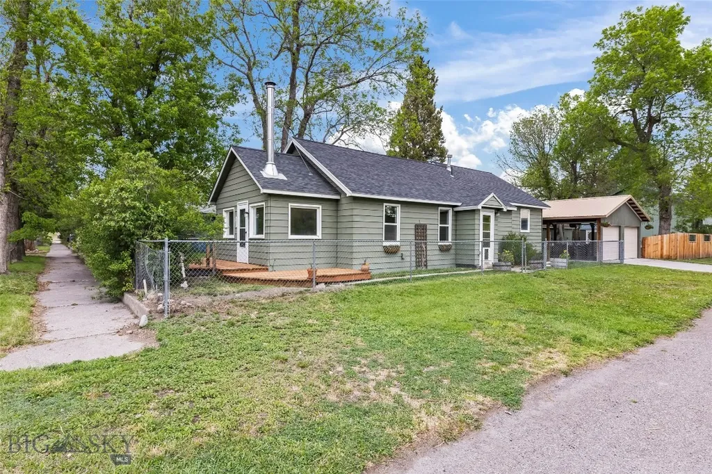 131 S M Street Livingston MT 59047