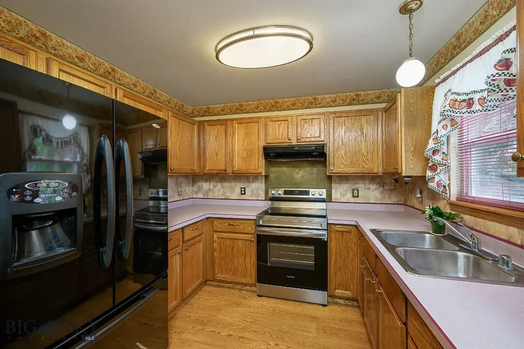 1410 Hawthorne Lane Billings MT 59105