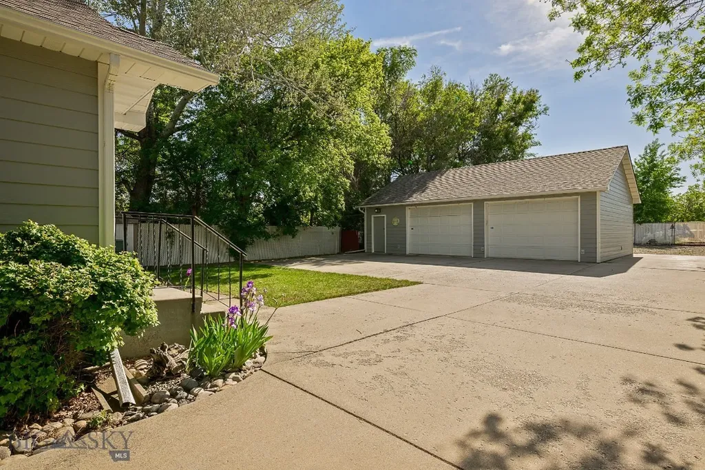1410 Hawthorne Lane Billings MT 59105