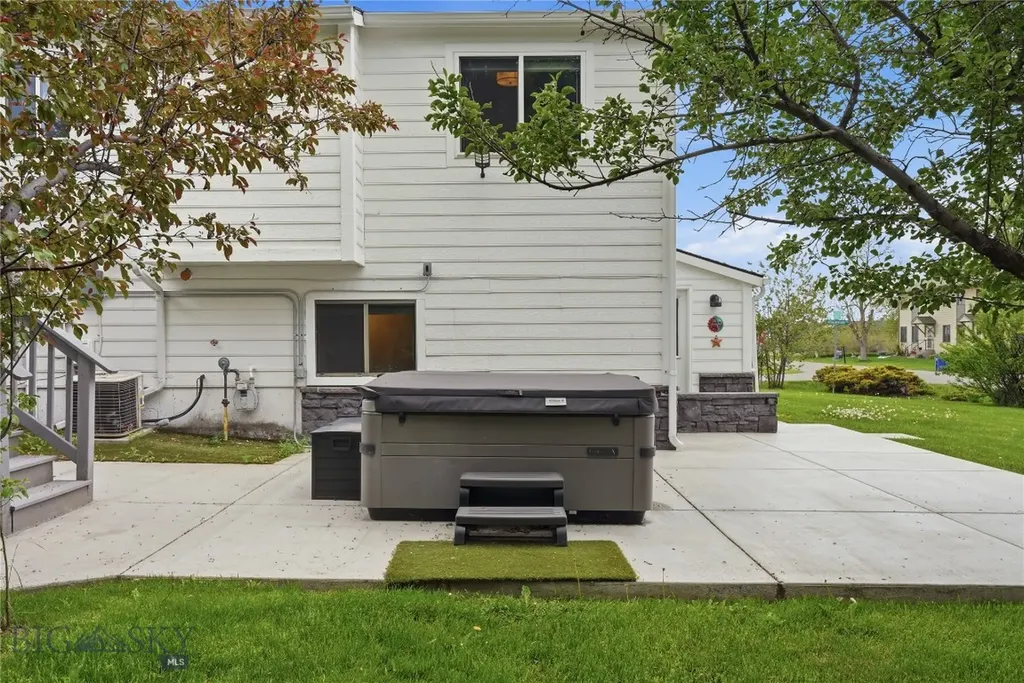 16 Arrowwood Drive Bozeman MT 59718