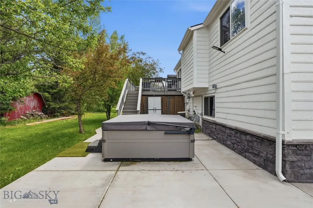 16 Arrowwood Drive Bozeman MT 59718