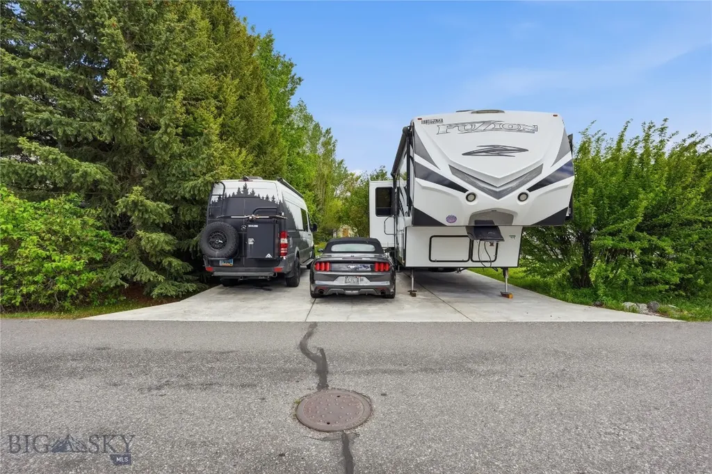 16 Arrowwood Drive Bozeman MT 59718