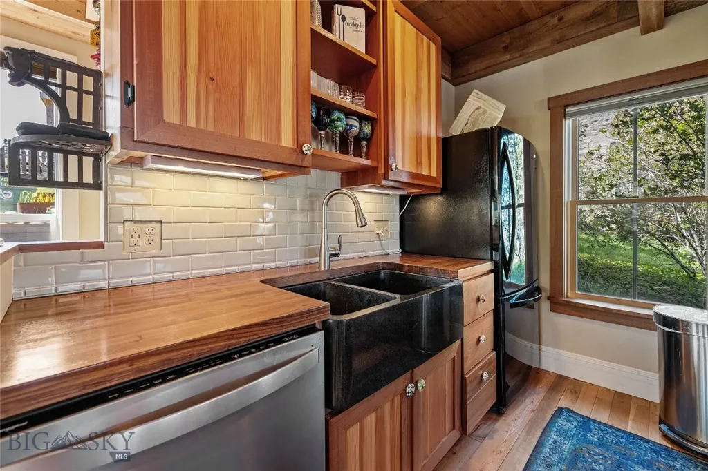 312 Idaho Street Virginia City MT 59755