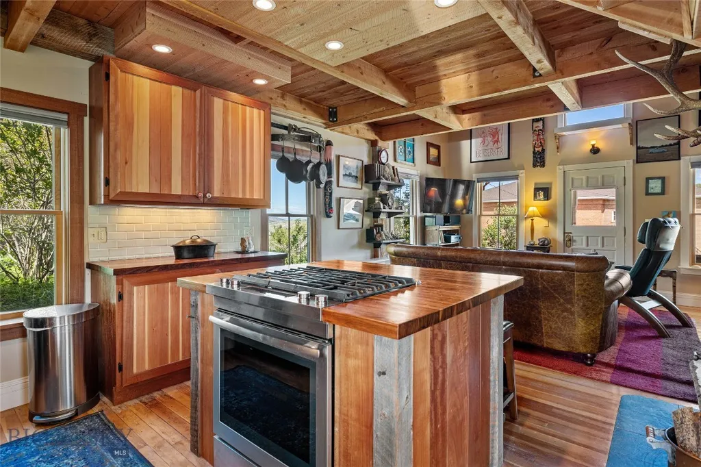 312 Idaho Street Virginia City MT 59755