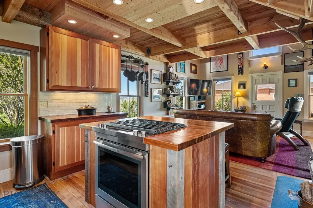 312 Idaho Street Virginia City MT 59755