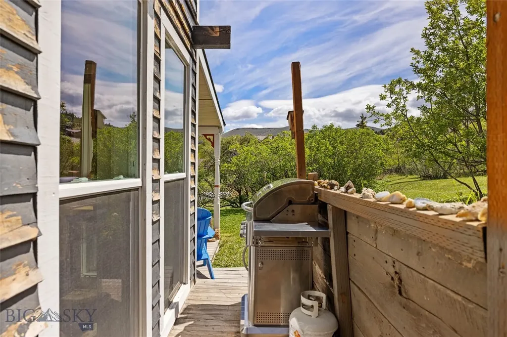 312 Idaho Street Virginia City MT 59755