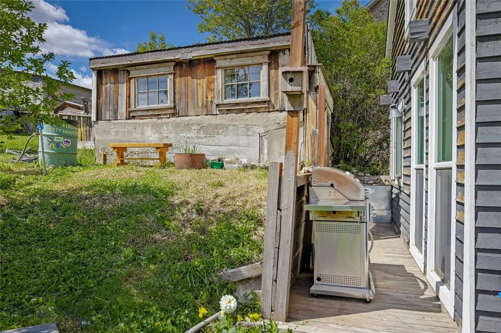 312 Idaho Street Virginia City MT 59755