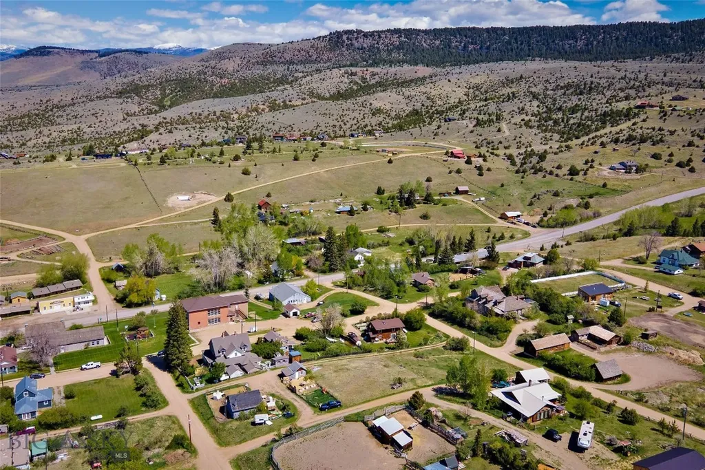 312 Idaho Street Virginia City MT 59755