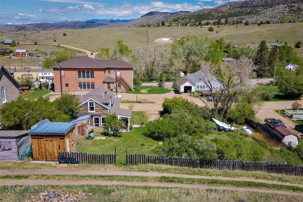 312 Idaho Street Virginia City MT 59755