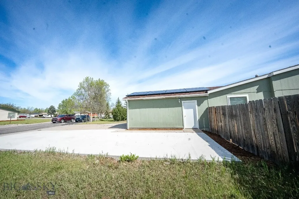 274 Green Belt Drive Belgrade MT 59714