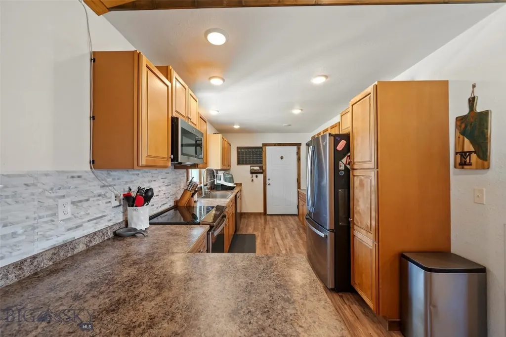 3414 Mt Highway 287 Sheridan MT 59749