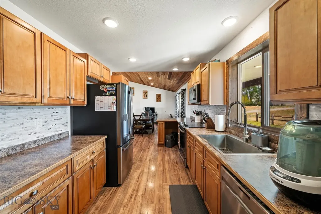 3414 Mt Highway 287 Sheridan MT 59749