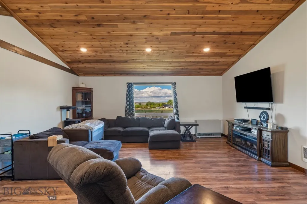 3414 Mt Highway 287 Sheridan MT 59749