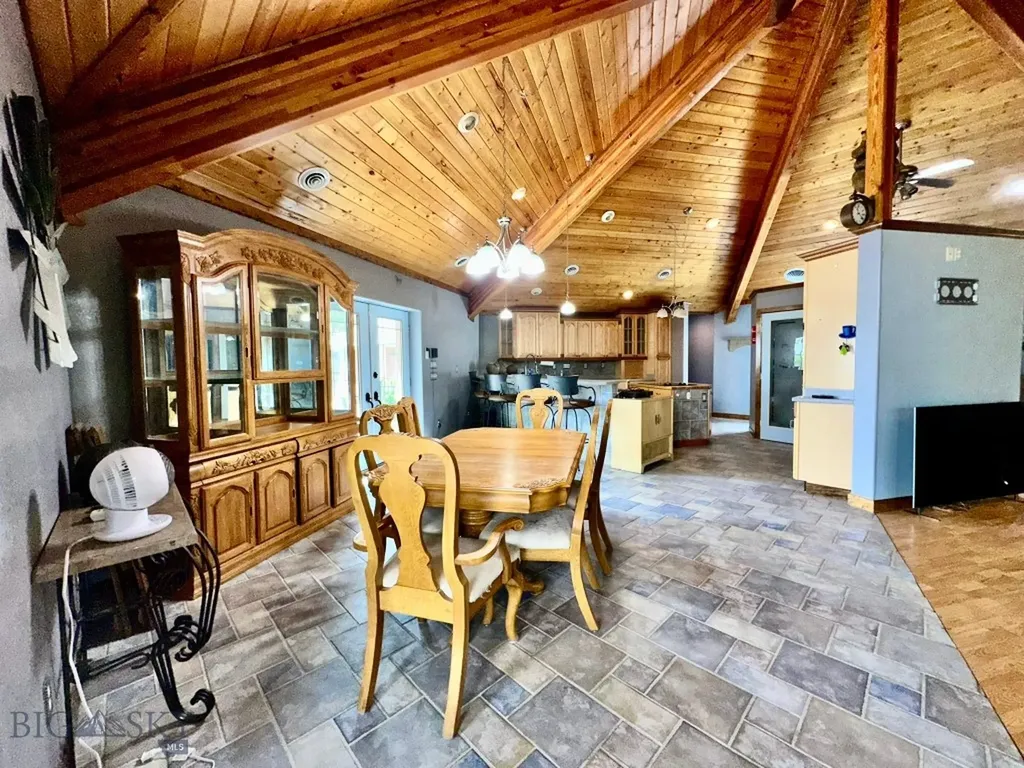 505 Fifth Avenue W Ryegate MT 59074
