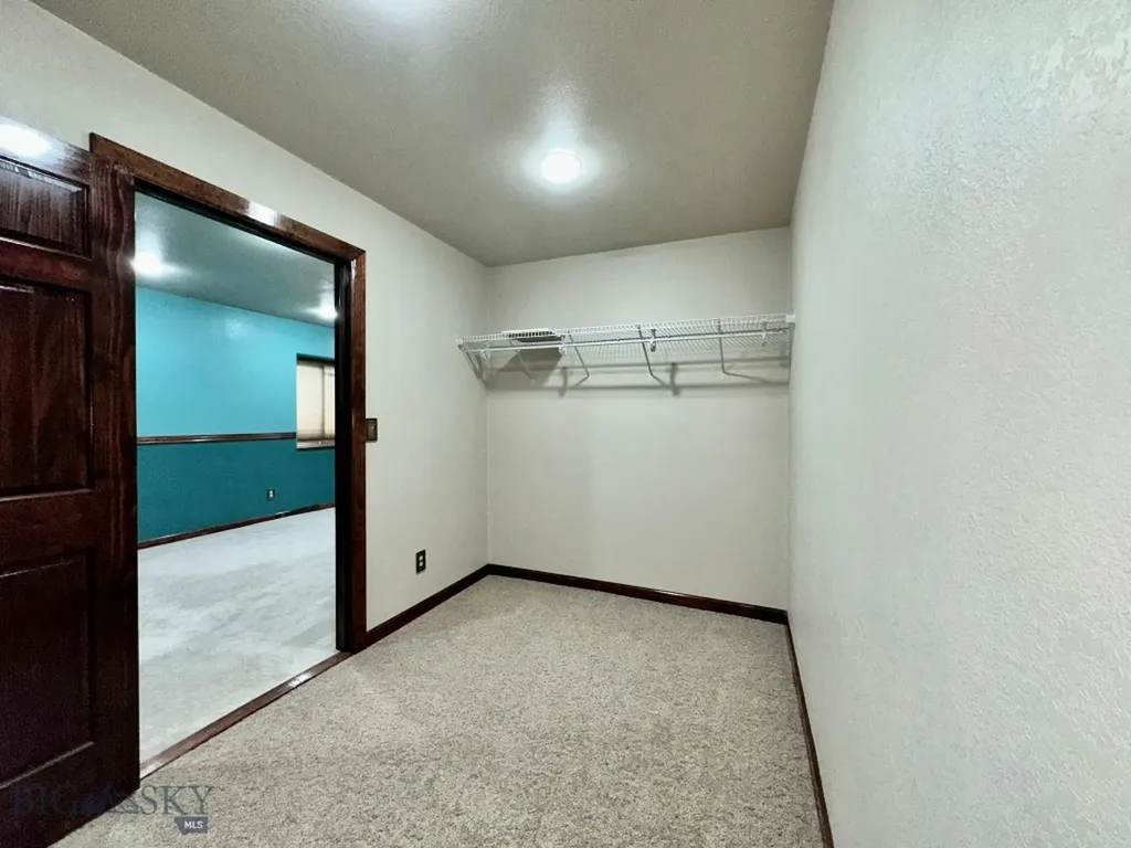 505 Fifth Avenue W Ryegate MT 59074