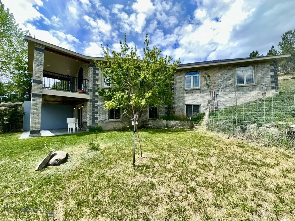505 Fifth Avenue W Ryegate MT 59074