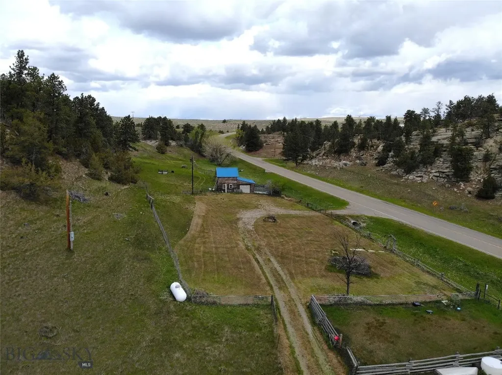 505 Fifth Avenue W Ryegate MT 59074