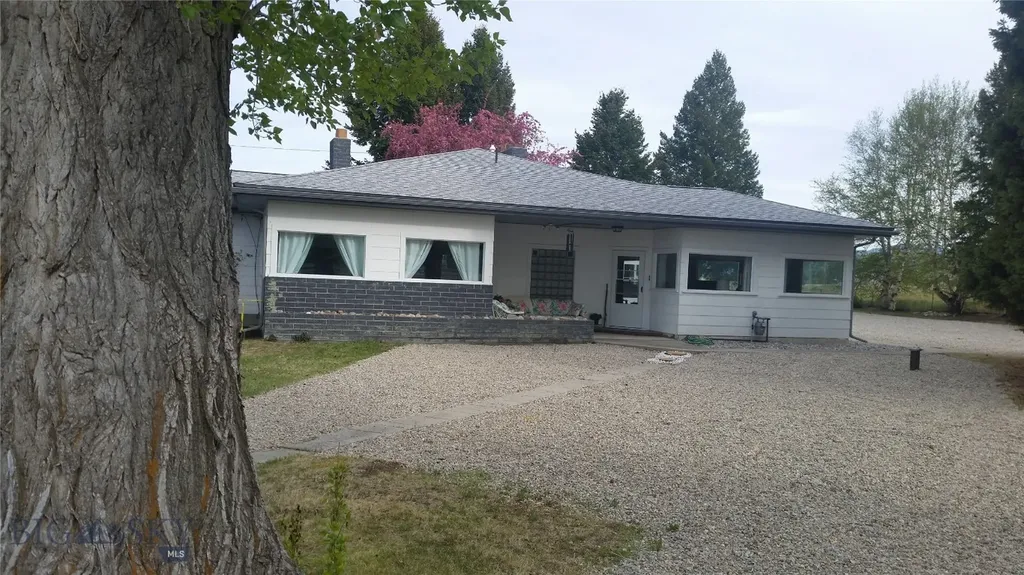 4 Stewart Street Anaconda MT 59711