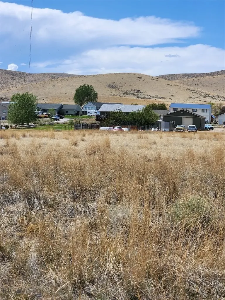 117 Expedition Drive Dillon MT 59725