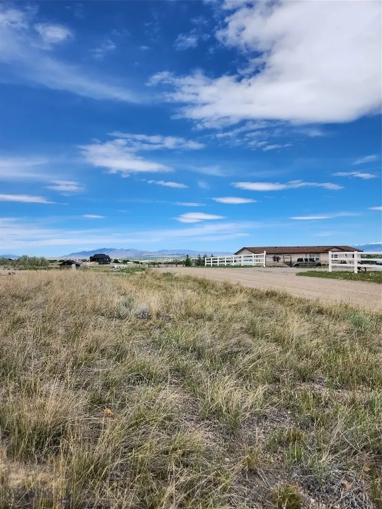 117 Expedition Drive Dillon MT 59725