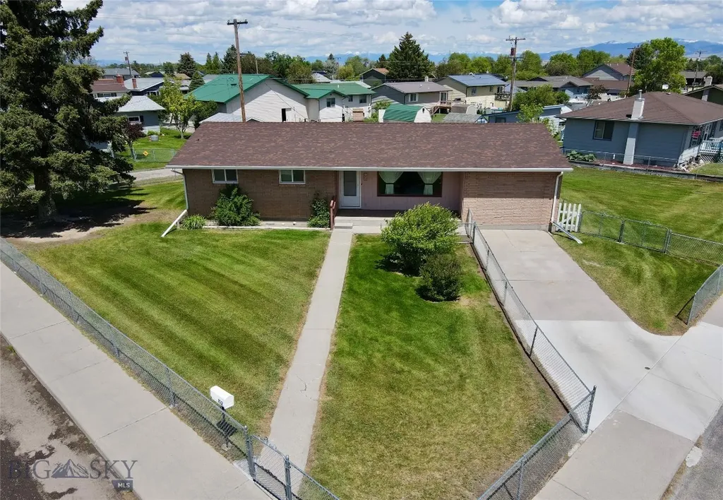 102 Legget Avenue Dillon MT 59725