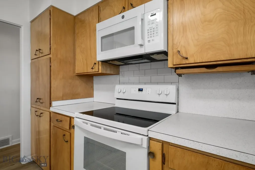 102 Legget Avenue Dillon MT 59725