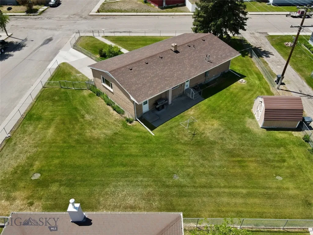 102 Legget Avenue Dillon MT 59725