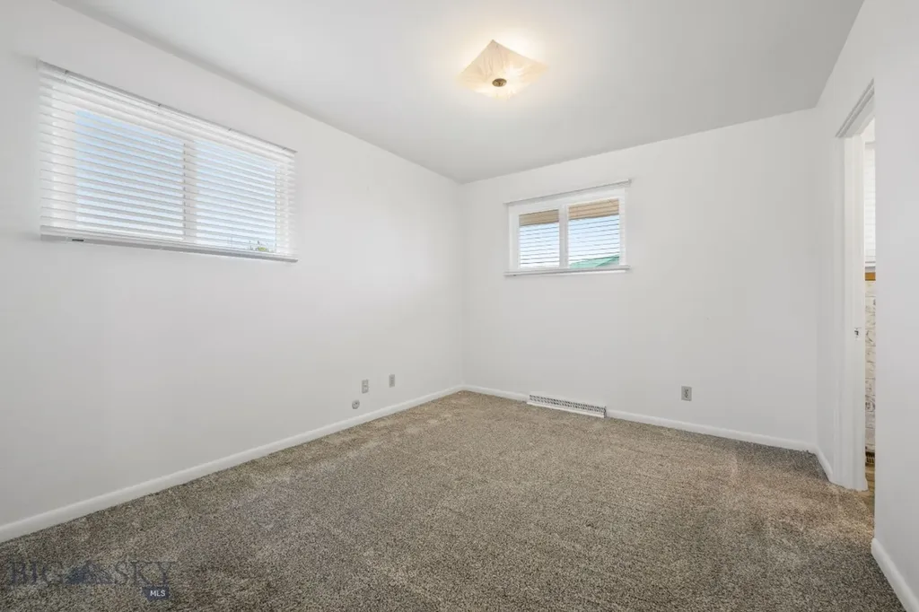 102 Legget Avenue Dillon MT 59725