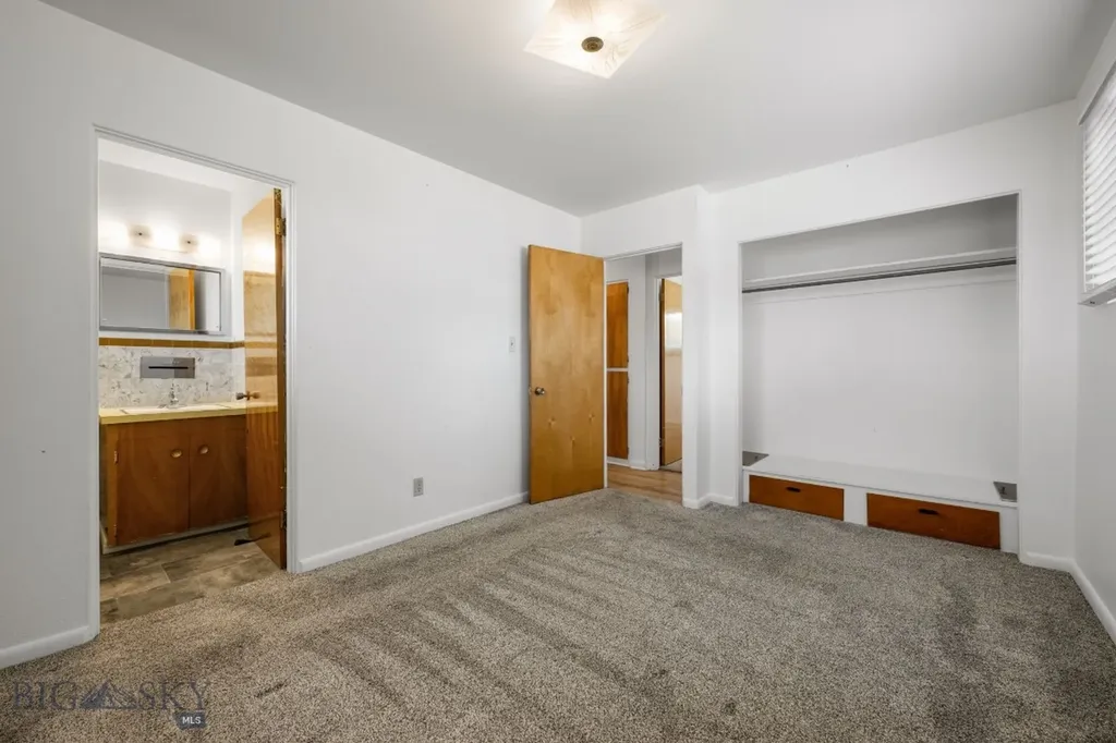 102 Legget Avenue Dillon MT 59725