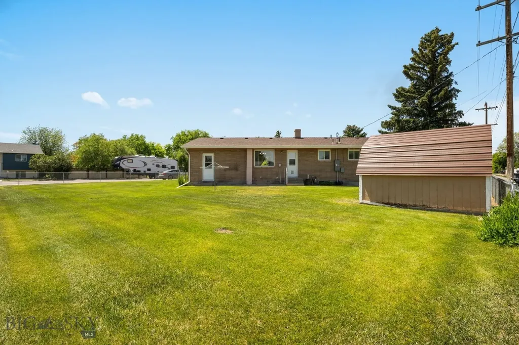 102 Legget Avenue Dillon MT 59725