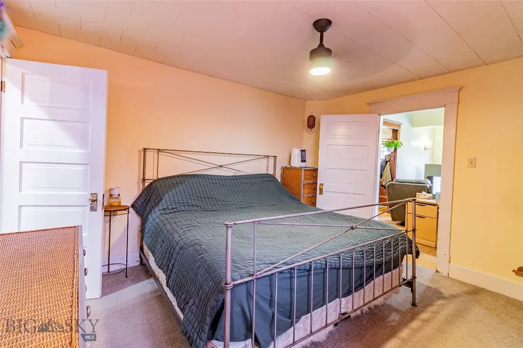 1036 W Diamond Street Butte MT 59701