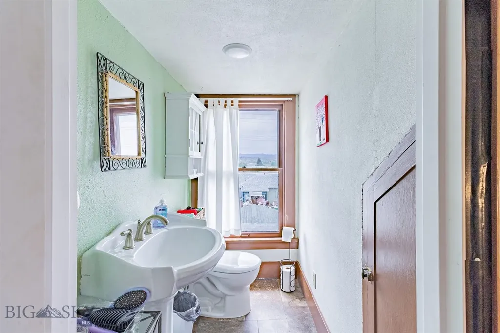 1036 W Diamond Street Butte MT 59701