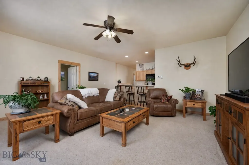 4541 Ethan Way Bozeman MT 59718