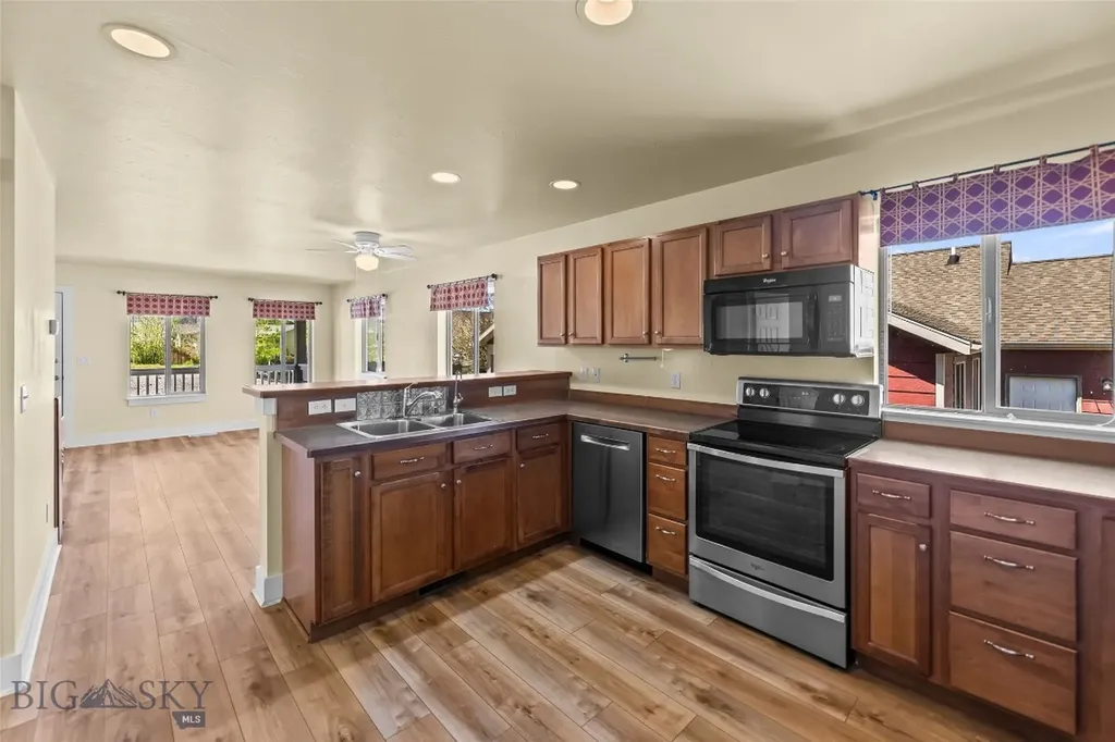 822 N 12th Street Livingston MT 59047