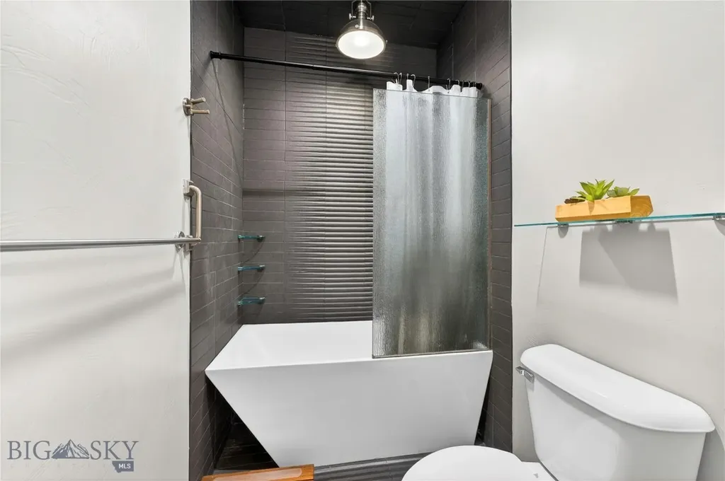 4832 Golden Gate Bozeman MT 59718
