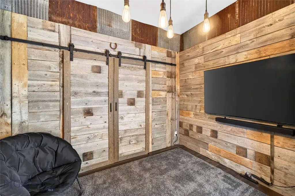 4832 Golden Gate Bozeman MT 59718