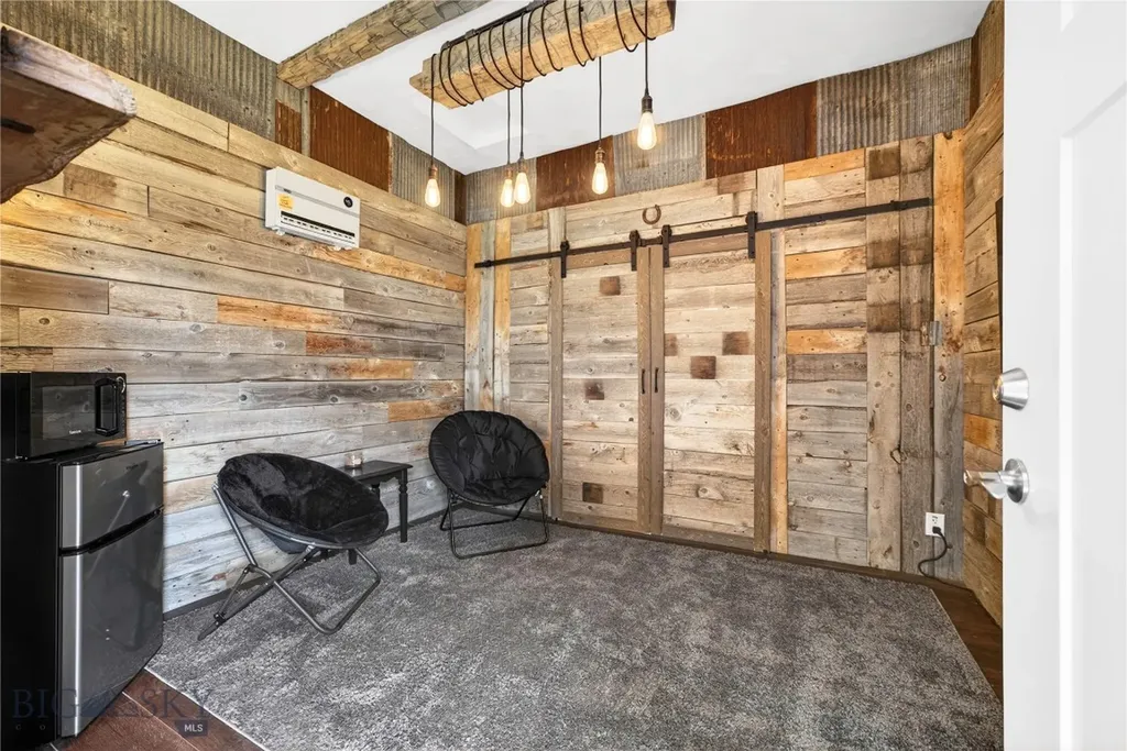4832 Golden Gate Bozeman MT 59718