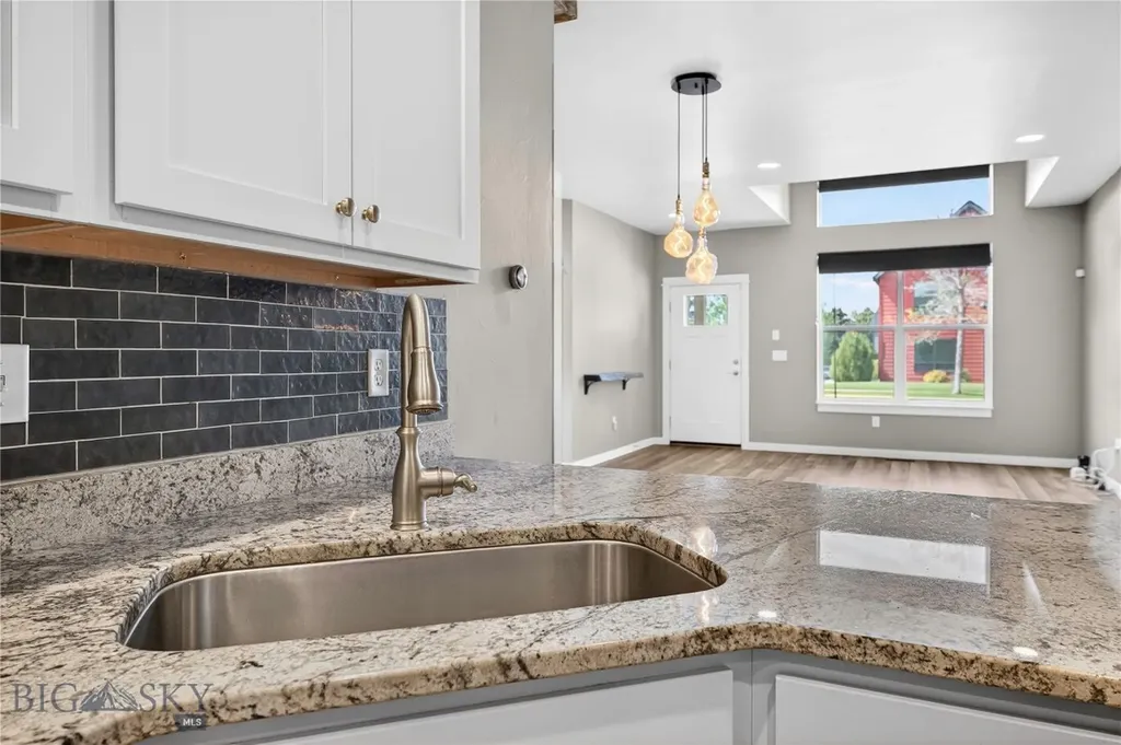 4832 Golden Gate Bozeman MT 59718