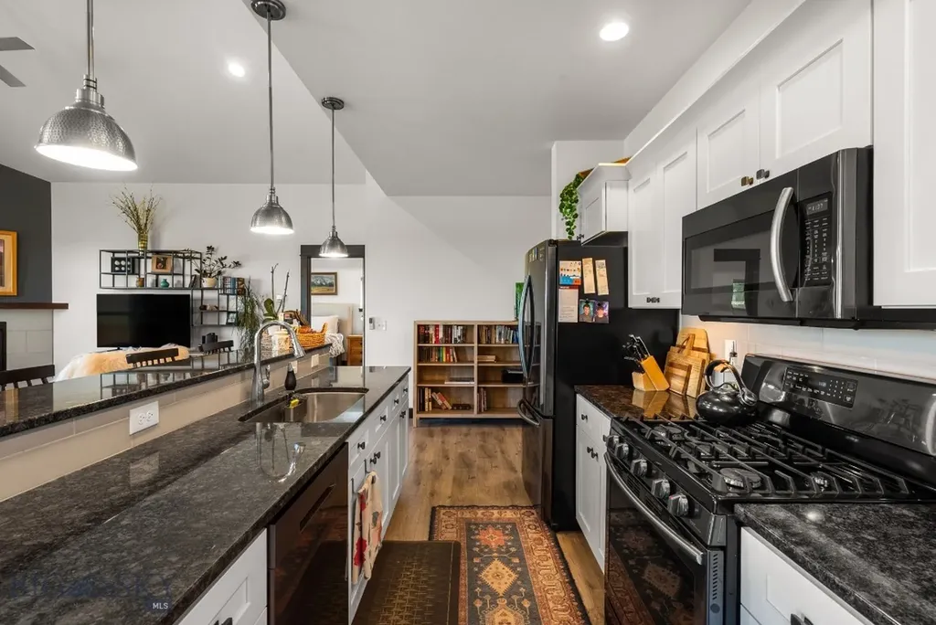 4437 Ethan Way Bozeman MT 59718