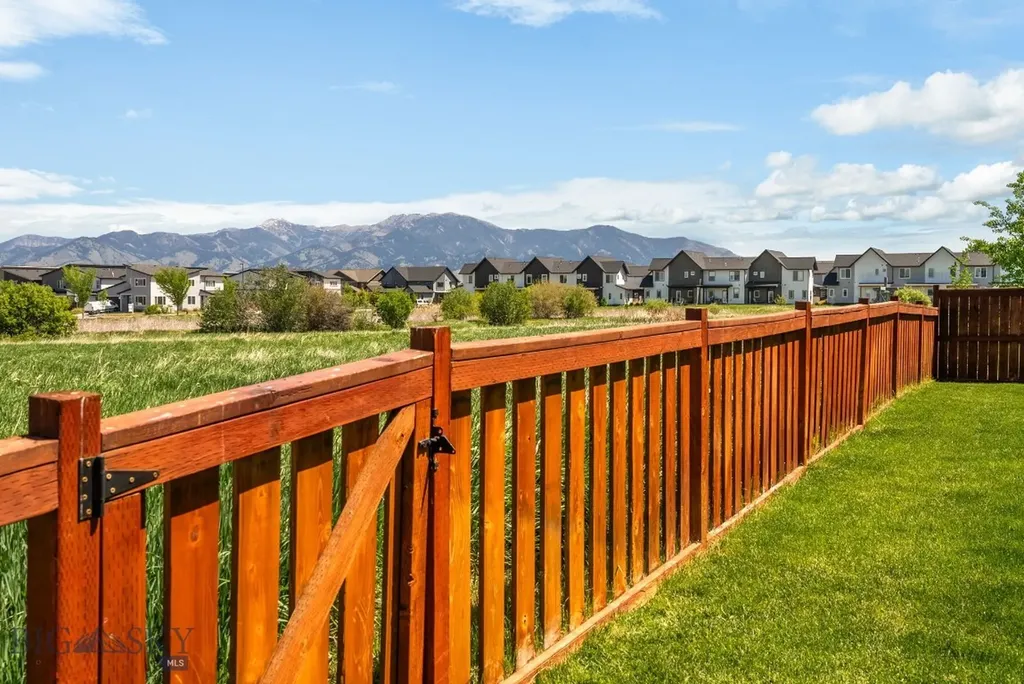 4437 Ethan Way Bozeman MT 59718