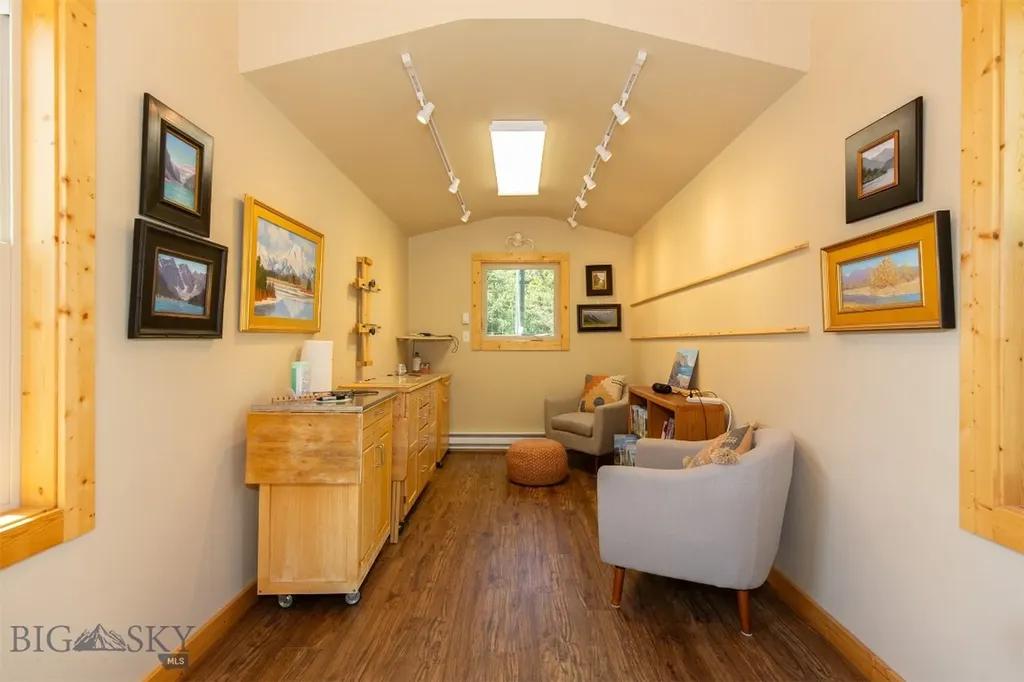 9 Booth Gulch Lane Sheridan MT 59749