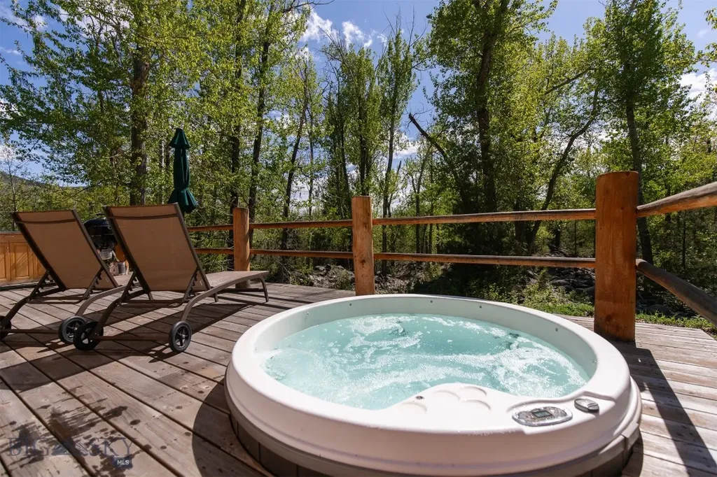 9 Booth Gulch Lane Sheridan MT 59749