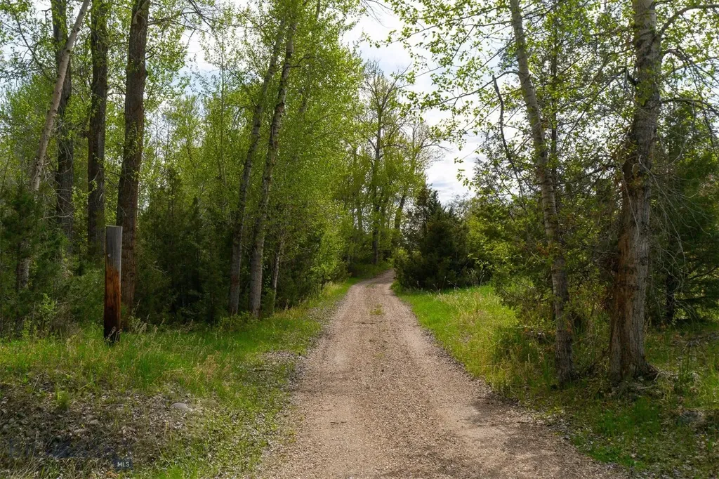 9 Booth Gulch Lane Sheridan MT 59749