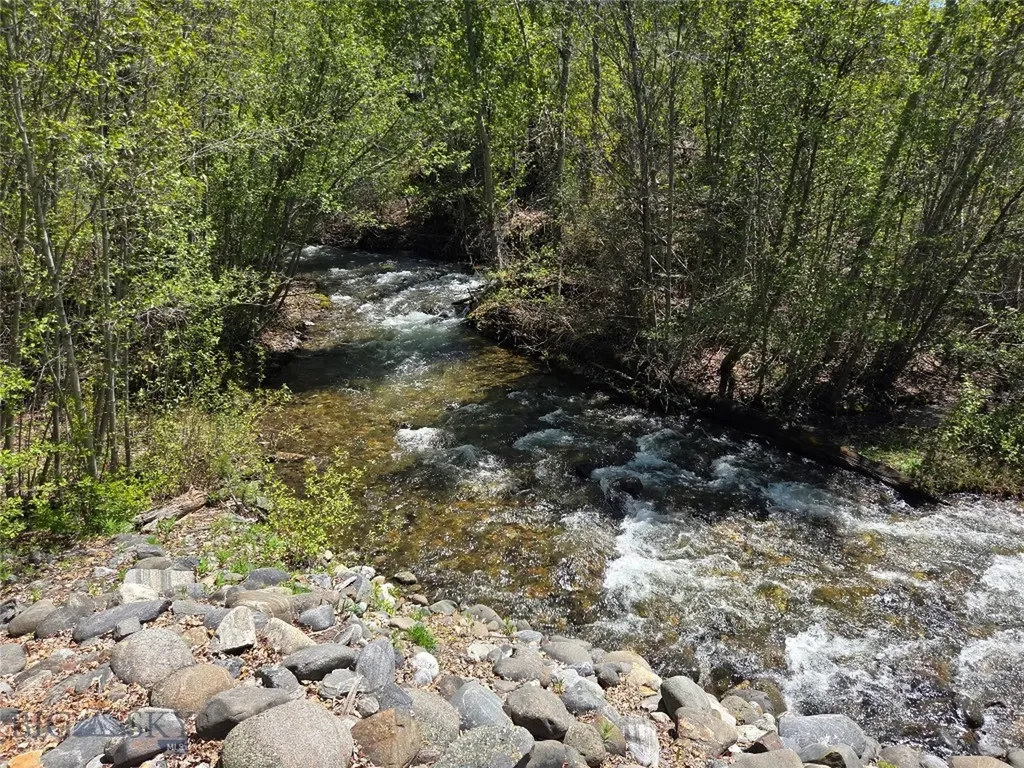 9 Booth Gulch Lane Sheridan MT 59749